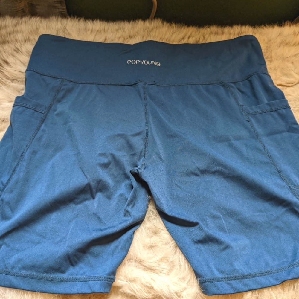 XL high waisted blue bike shorts with side pockets